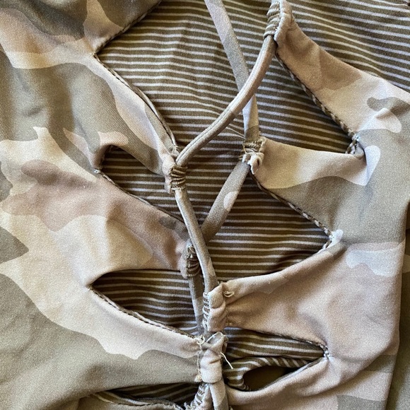 Acacia Swimwear Dakota Camo - Picture 3 of 4